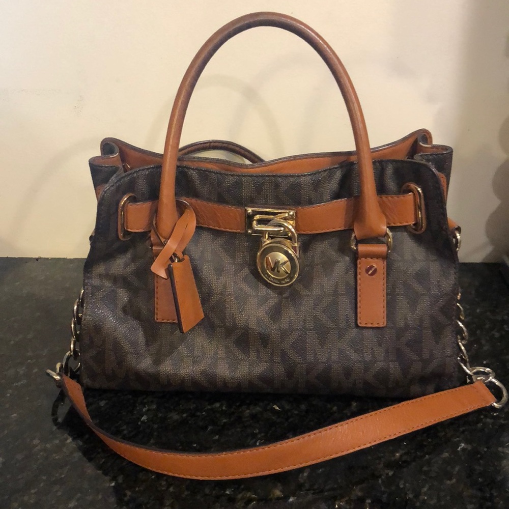 Michael kors purse